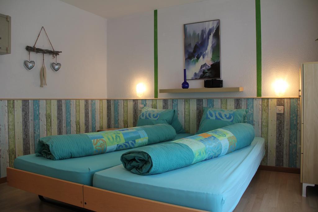 Pension Heino Saas-Grund Pokoj fotografie