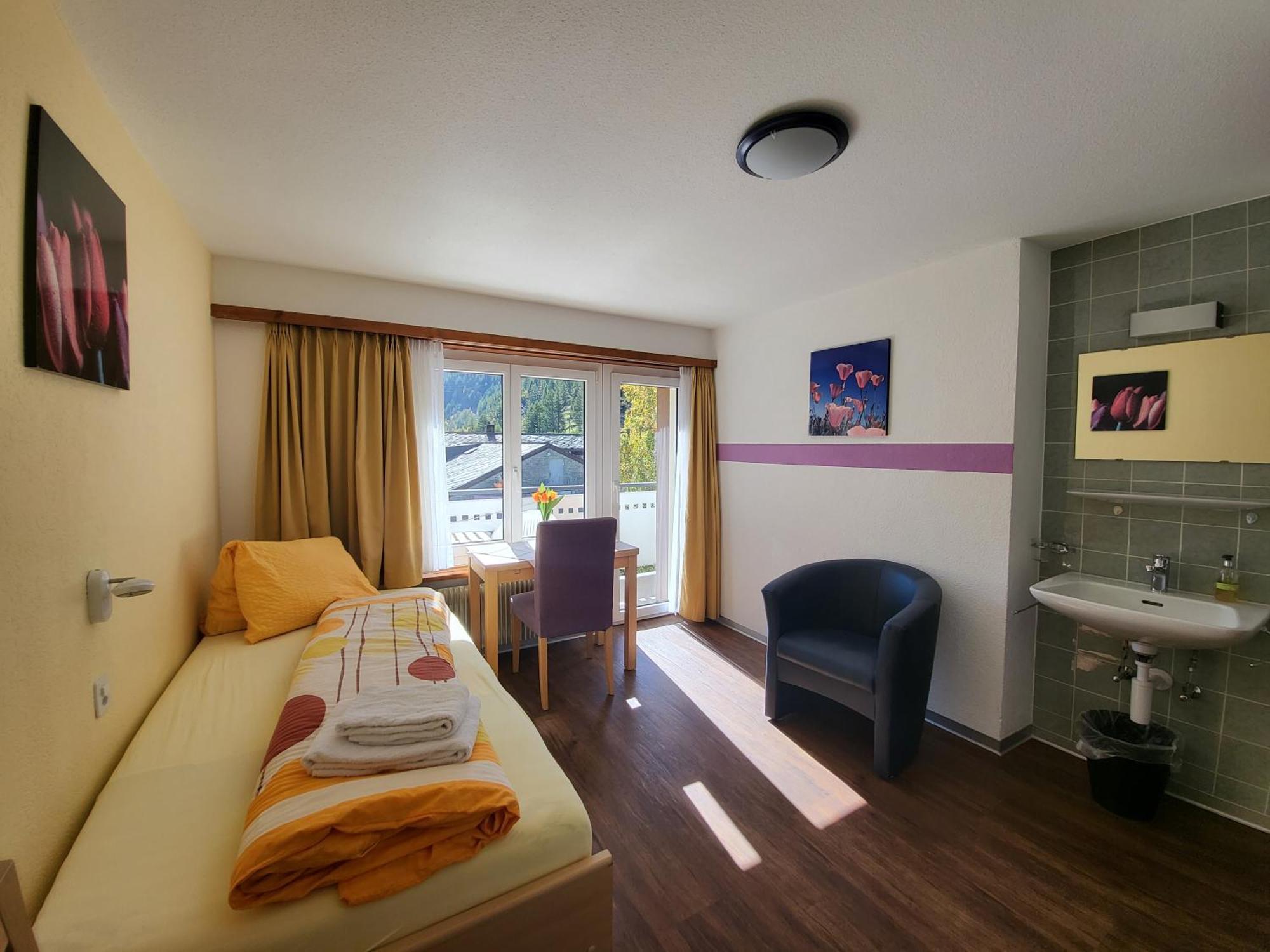 Pension Heino Saas-Grund Exteriér fotografie