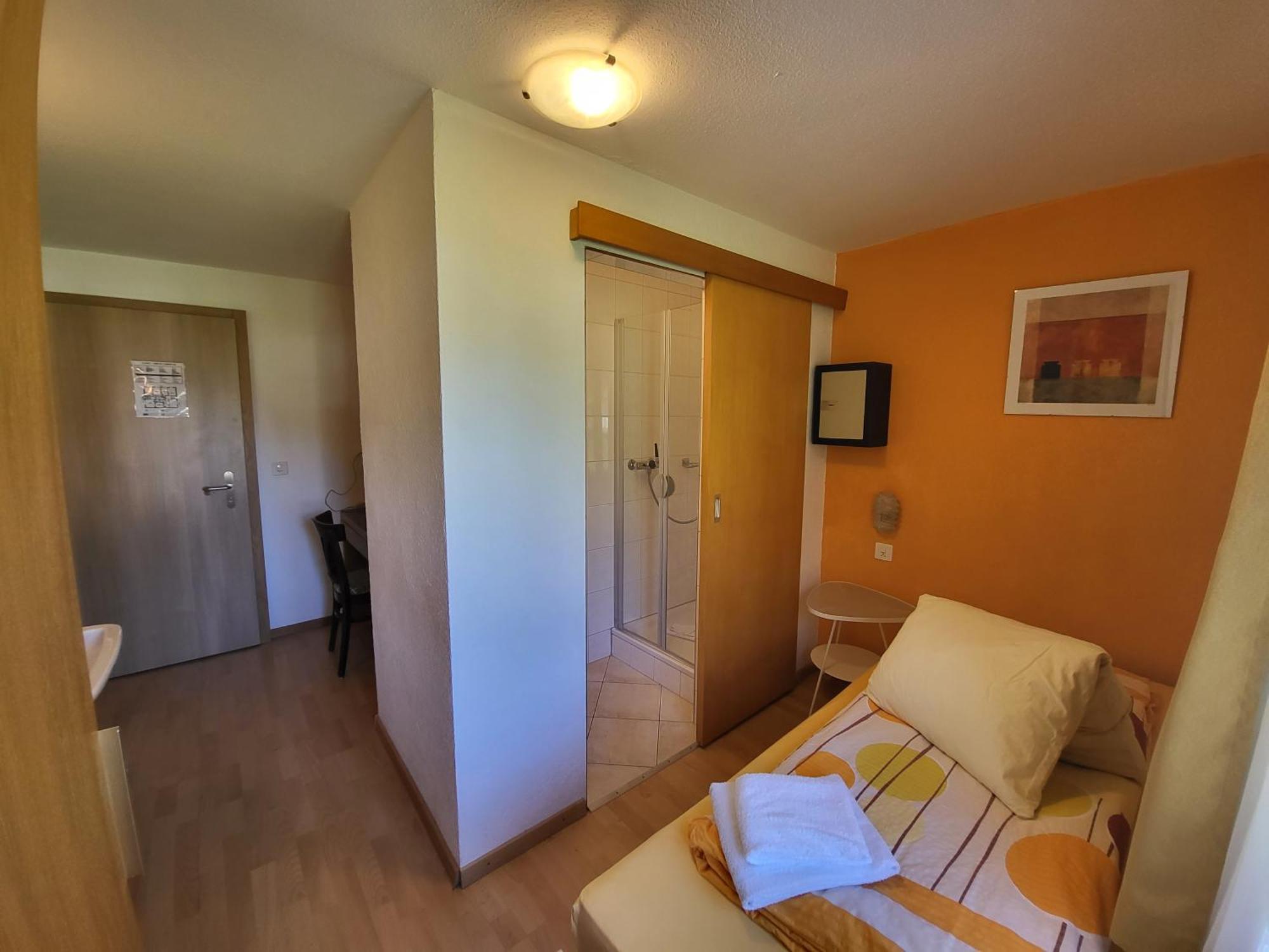 Pension Heino Saas-Grund Exteriér fotografie
