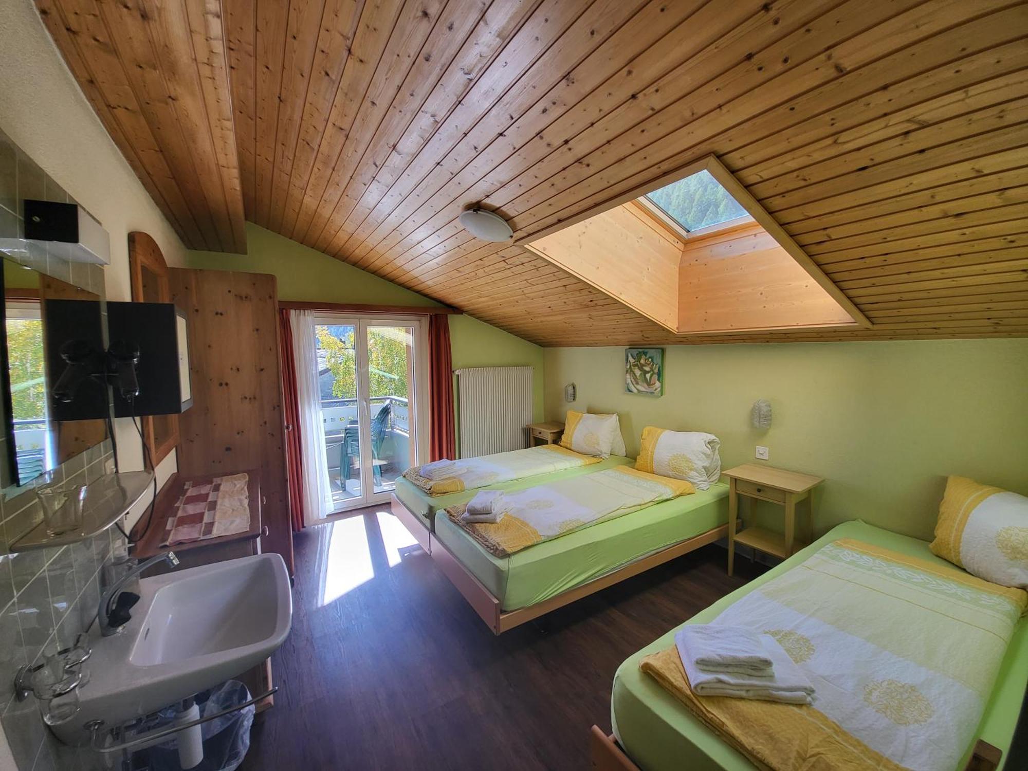 Pension Heino Saas-Grund Exteriér fotografie