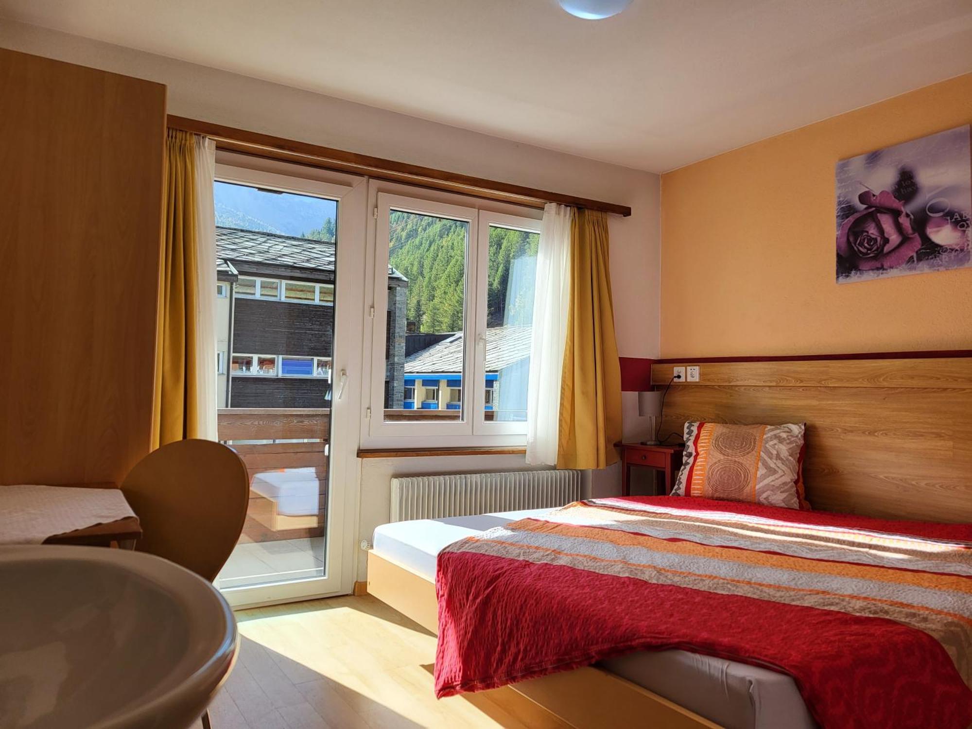 Pension Heino Saas-Grund Exteriér fotografie