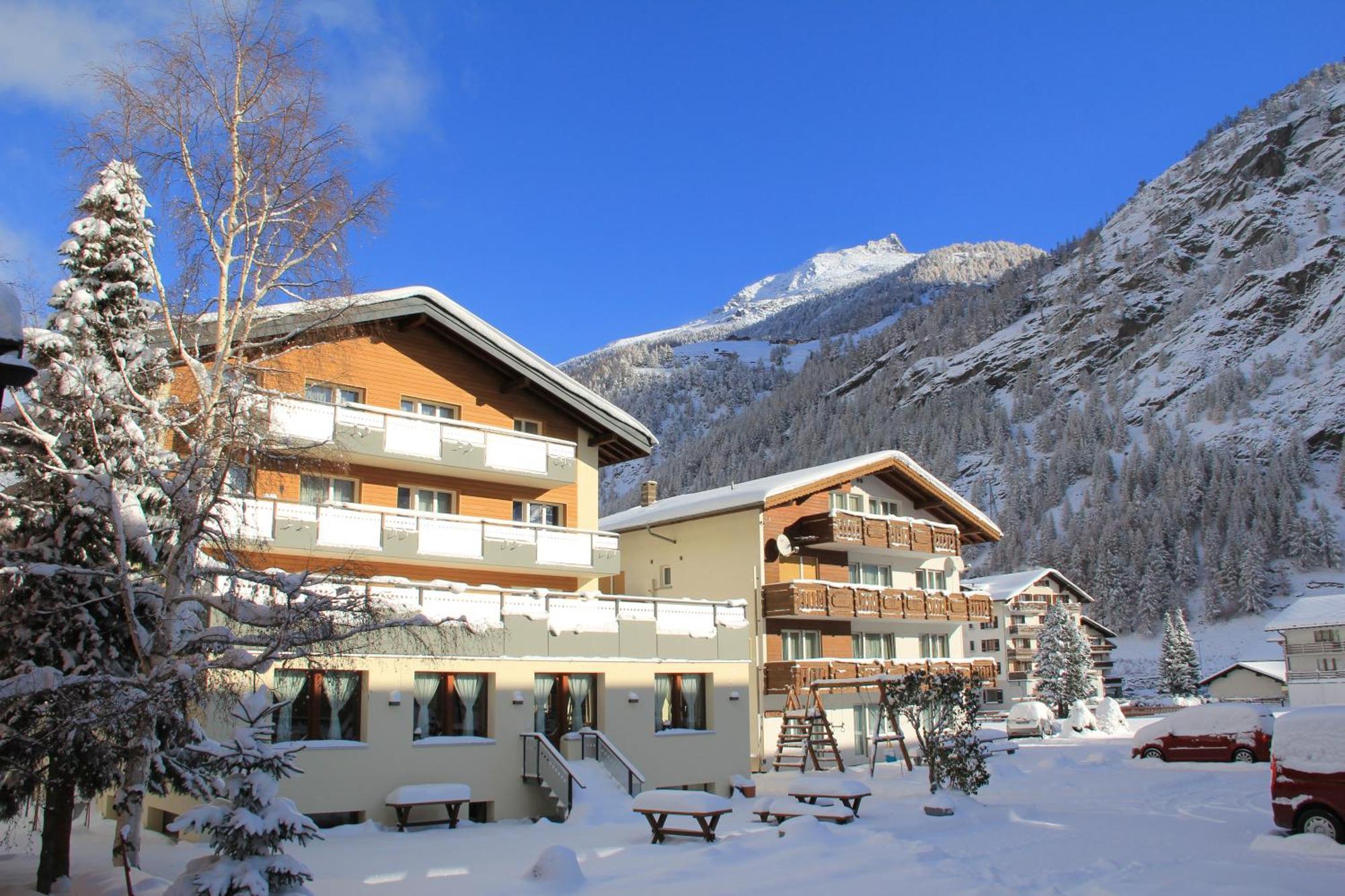 Pension Heino Saas-Grund Exteriér fotografie