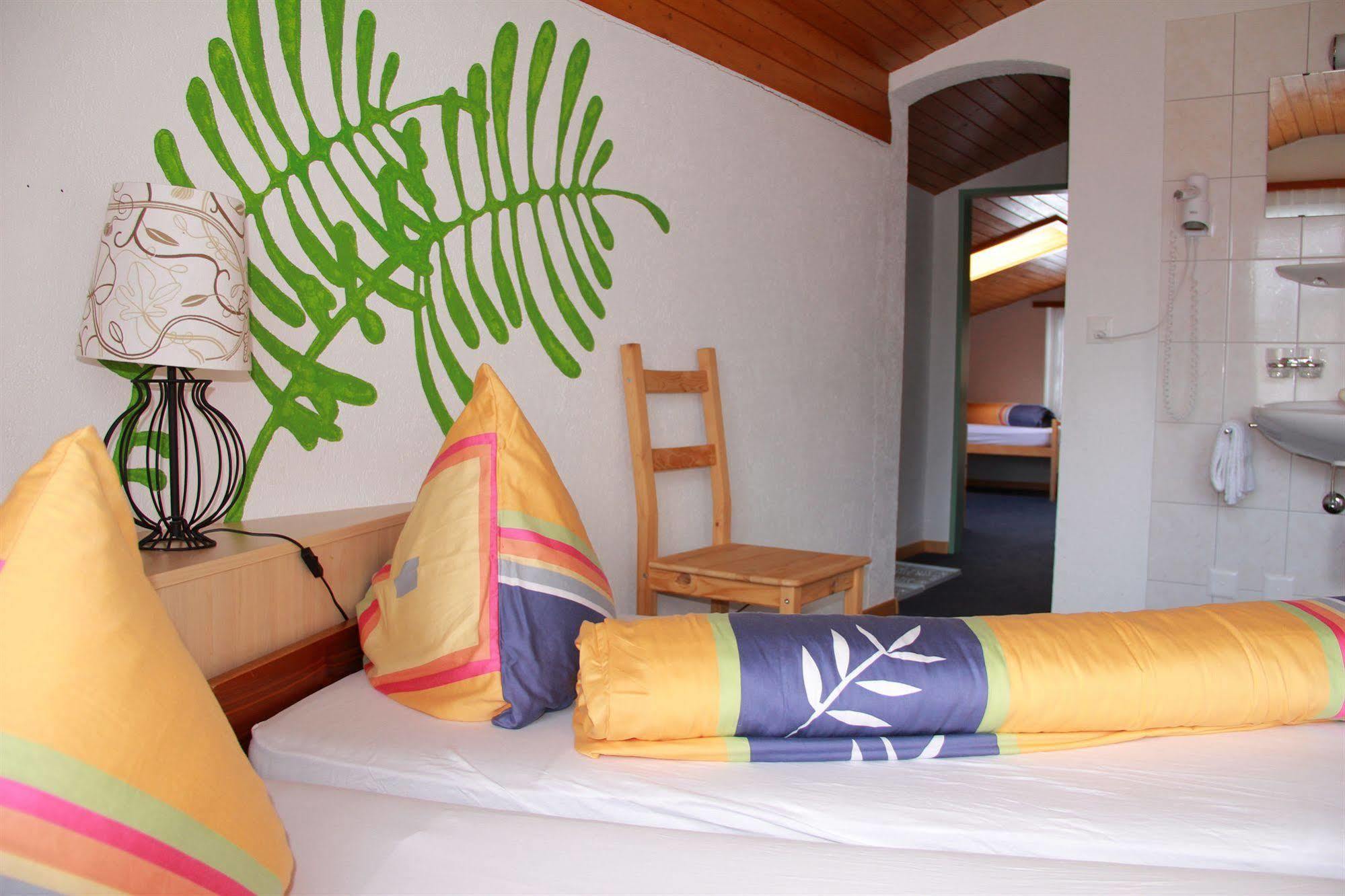 Pension Heino Saas-Grund Exteriér fotografie