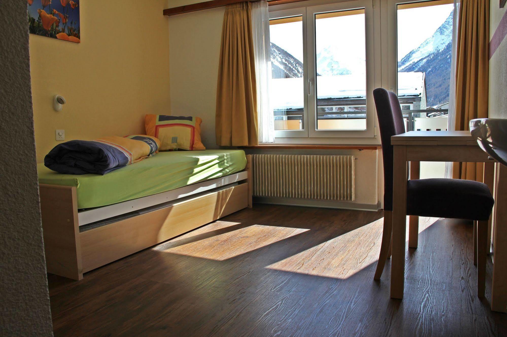 Pension Heino Saas-Grund Exteriér fotografie