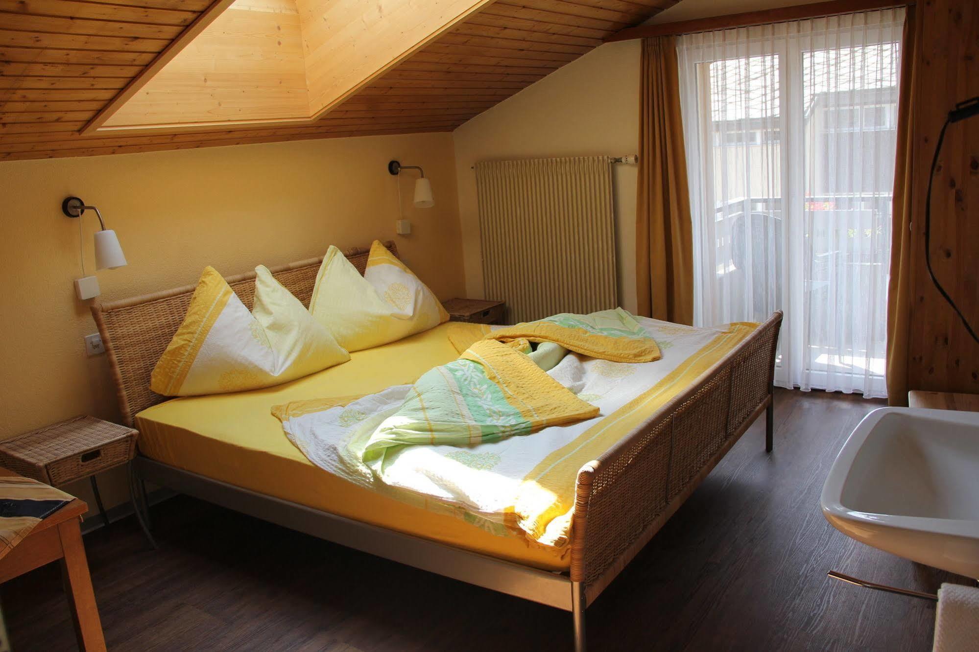 Pension Heino Saas-Grund Exteriér fotografie