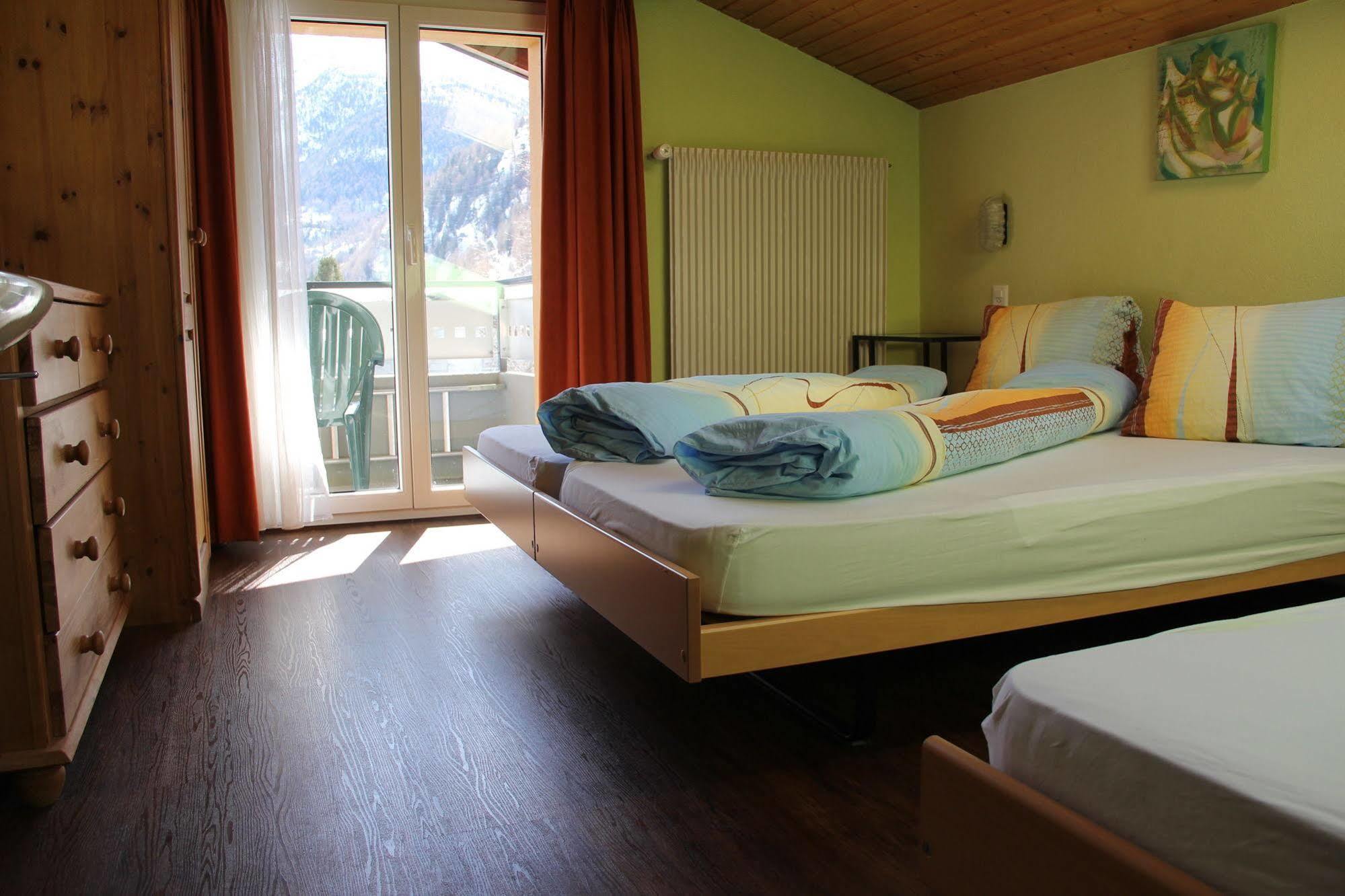 Pension Heino Saas-Grund Exteriér fotografie