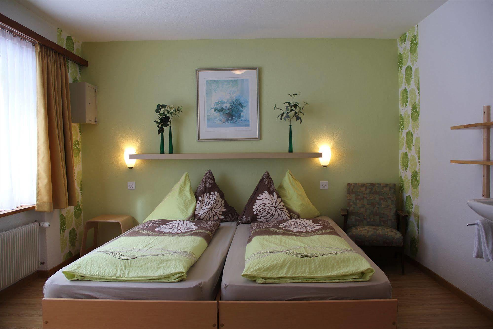 Pension Heino Saas-Grund Exteriér fotografie