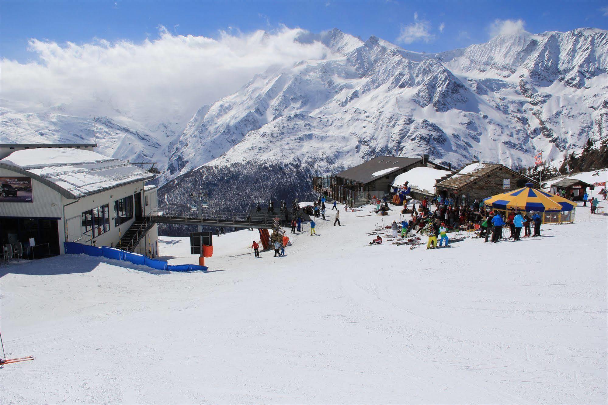 Pension Heino Saas-Grund Exteriér fotografie
