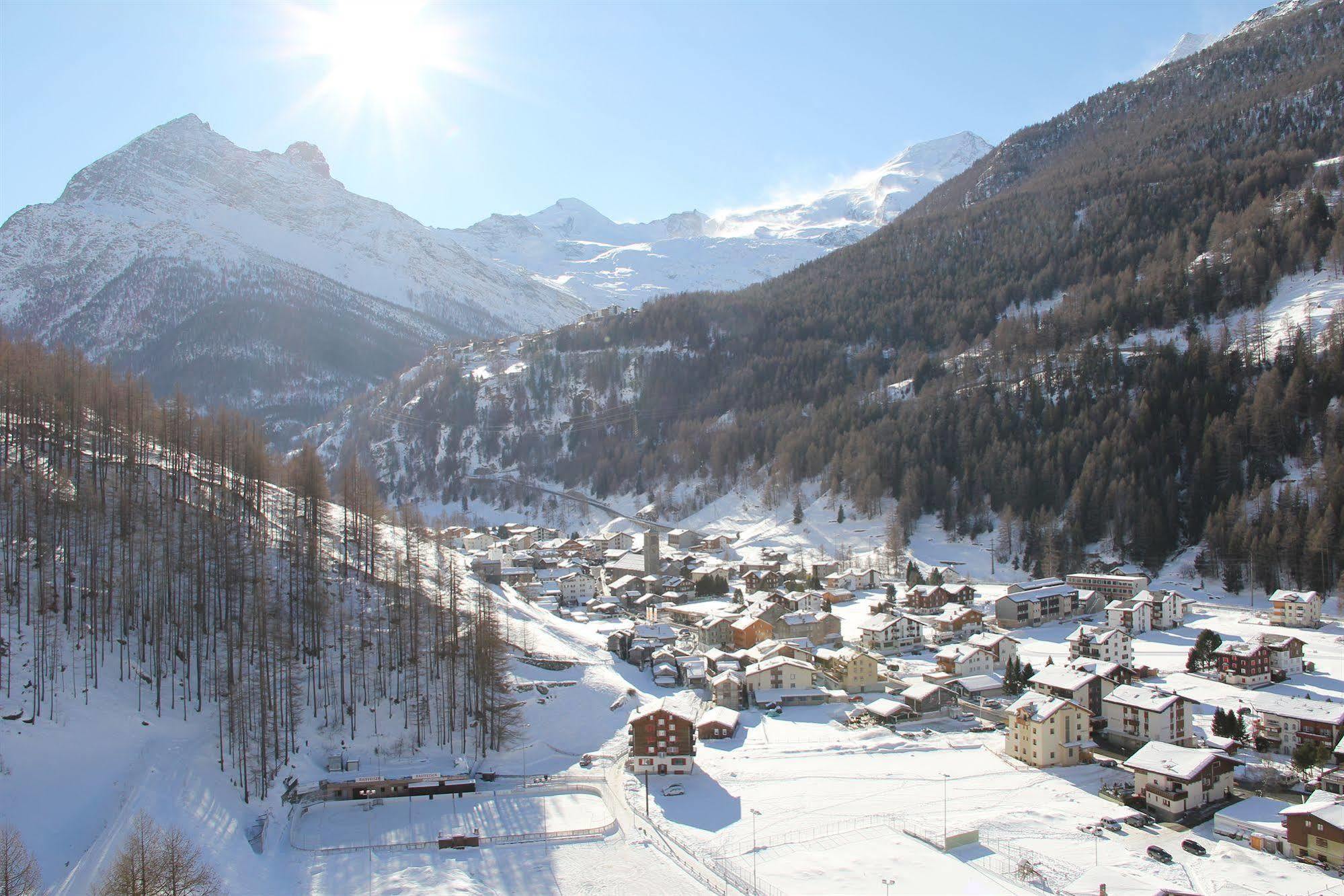 Pension Heino Saas-Grund Exteriér fotografie