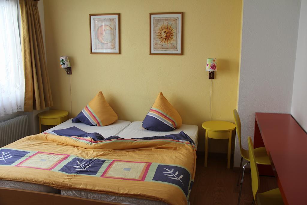 Pension Heino Saas-Grund Exteriér fotografie